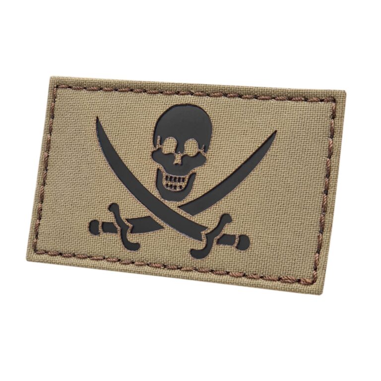 LEGEEON Calico Jack Skull Pirate Jolly Roger Morale Tactical ISAF PVC Rubber 3D Touch Fastener Patch 